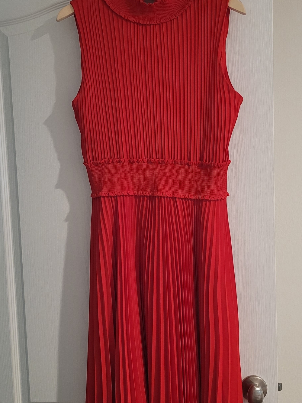 Nanette Lepore Womens 14 Lke New Red Pleated Drrss
